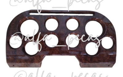 MOLDURA PAINEL XCMG – PARTE VOLANTE (CÓDIGO 1335)